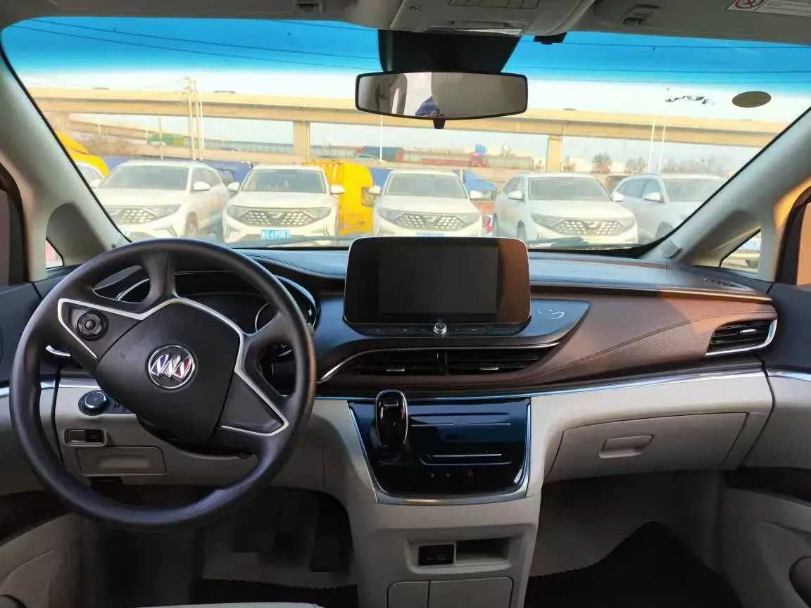 2023 Buick GL8 2.0T 237HP L4 9AT,autocango,china used car exporter,china ev exporter,chinese used car exporter,chinese used ev exporter