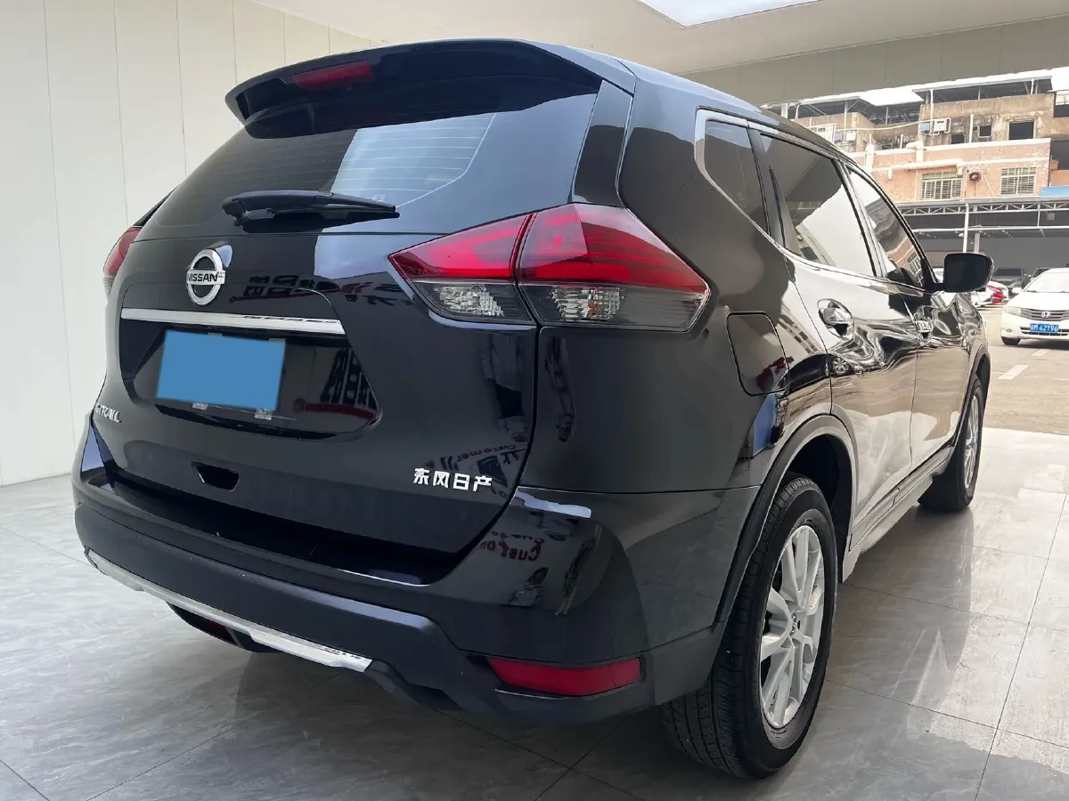 2021 Nissan X-Trail 2.0L 151HP L4 CVT,autocango,china used car exporter,china ev exporter,chinese used car exporter,chinese used ev exporter
