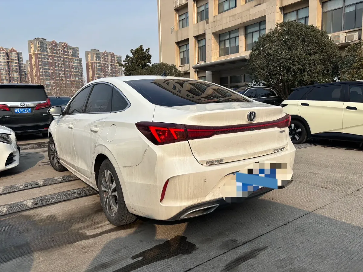 2021 ChangAn Eado 1.4T 160HP L4 7DCT,autocango,china used car exporter,china ev exporter,chinese used car exporter,chinese used ev exporter