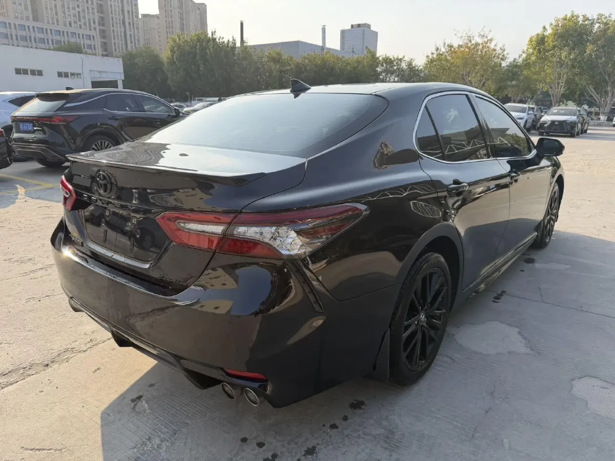 2022 Toyota Camry 2.5L 209HP L4 8AT,autocango,china used car exporter,china ev exporter,chinese used car exporter,chinese used ev exporter