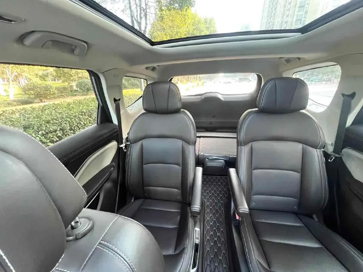 2019 Geely JiaJi 1.5T 177HP L3 7DCT,autocango,china used car exporter,china ev exporter,chinese used car exporter,chinese used ev exporter