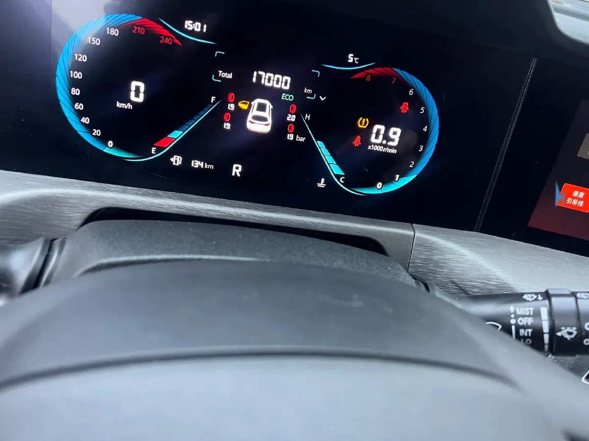 2021 ChangAn CS35 Plus 1.4T 160HP L4 7DCT,autocango,china used car exporter,china ev exporter,chinese used car exporter,chinese used ev exporter