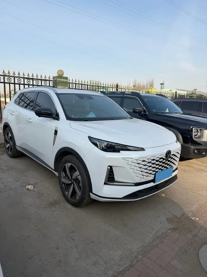 2023 ChangAn CS55 Plus 1.5T 188HP L4 7DCT,autocango,china used car exporter,china ev exporter,chinese used car exporter,chinese used ev exporter