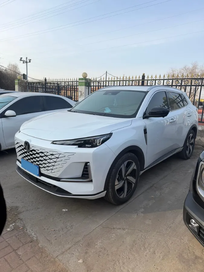 2023 ChangAn CS55 Plus 1.5T 188HP L4 7DCT,autocango,china used car exporter,china ev exporter,chinese used car exporter,chinese used ev exporter