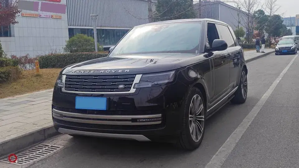 2025 Land Rover Range Rover 3.0T 400HP L6 8AT