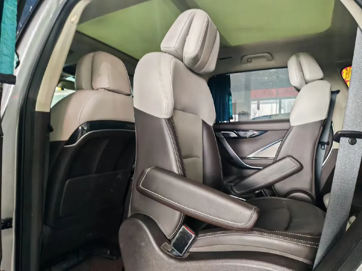 2019 Geely JiaJi 1.5T 177HP L3 7DCT,autocango,china used car exporter,china ev exporter,chinese used car exporter,chinese used ev exporter