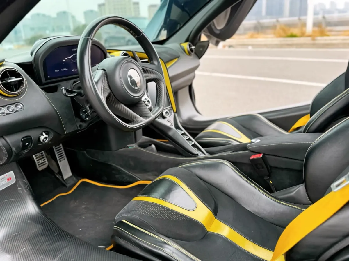 2017 McLaren 720S 4.0T 720HP V8 7DCT,autocango,china used car exporter,china ev exporter,chinese used car exporter,chinese used ev exporter