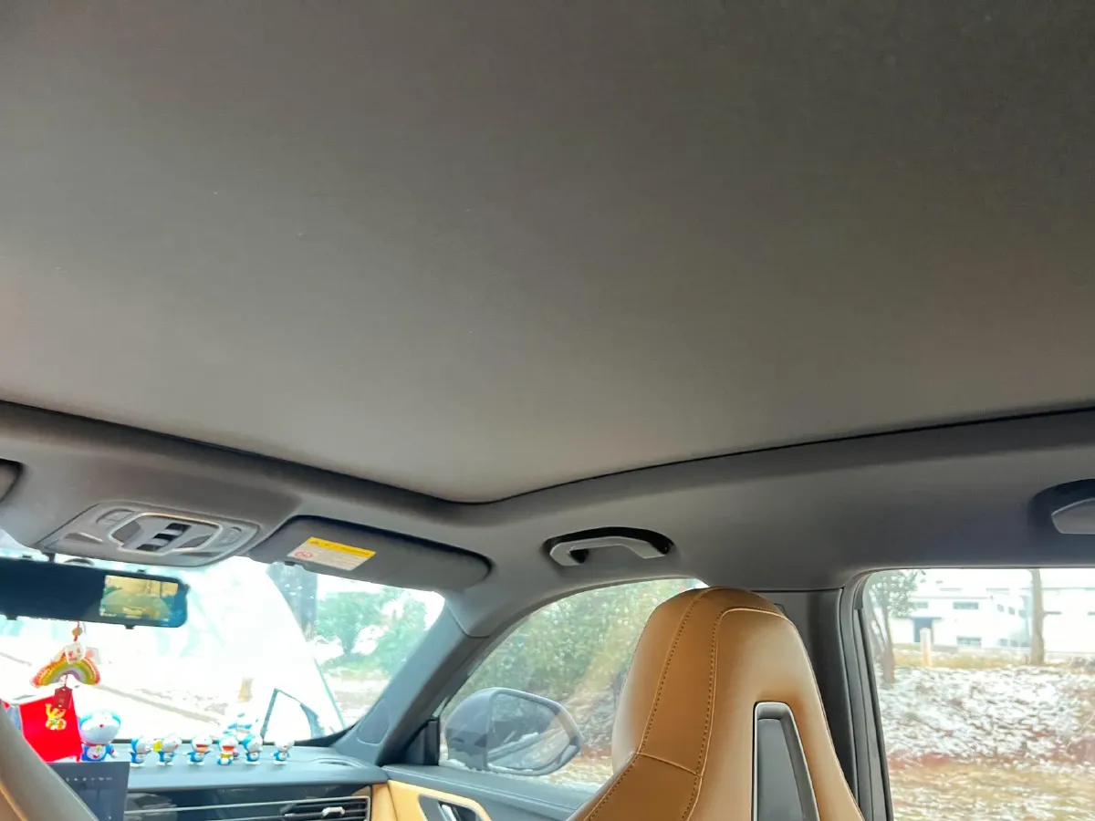 2022 ChangAn CS75 Plus 1.5T 178HP L4 6AT,autocango,china used car exporter,china ev exporter,chinese used car exporter,chinese used ev exporter