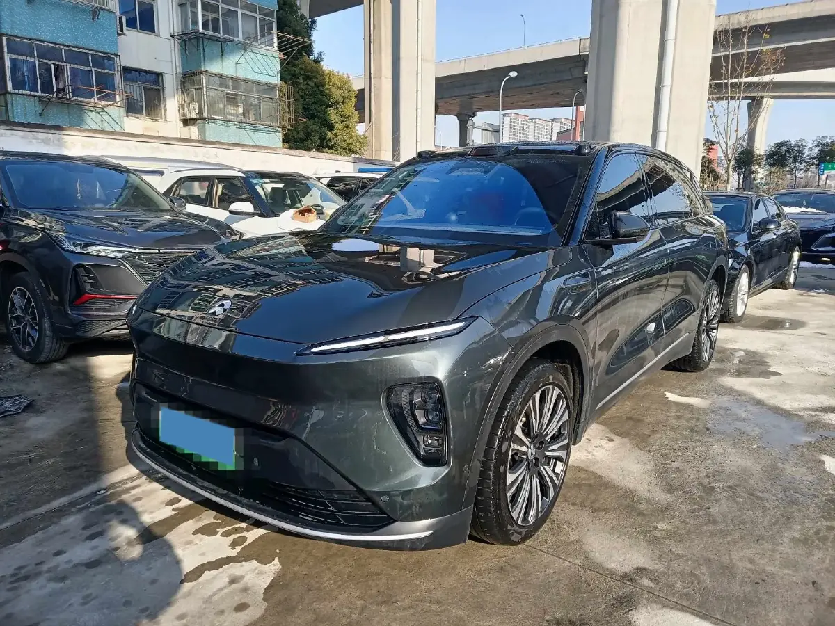 2024 NIO ES8 BEV 75KWH
