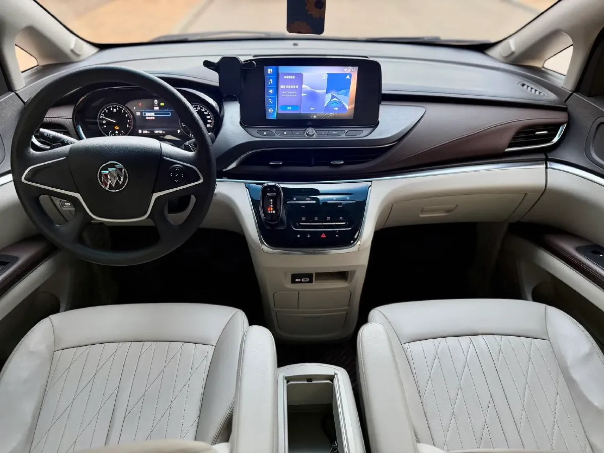 2023 Buick GL8 2.0T 237HP L4 9AT,autocango,china used car exporter,china ev exporter,chinese used car exporter,chinese used ev exporter