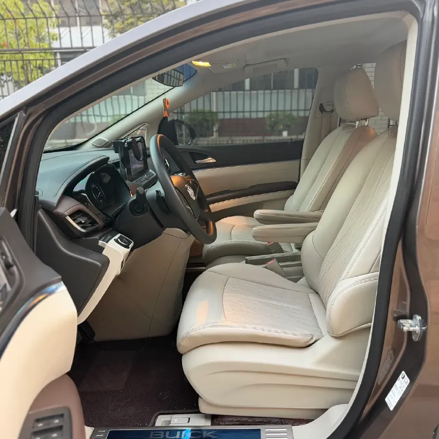 2023 Buick GL8 2.0T 237HP L4 9AT,autocango,china used car exporter,china ev exporter,chinese used car exporter,chinese used ev exporter