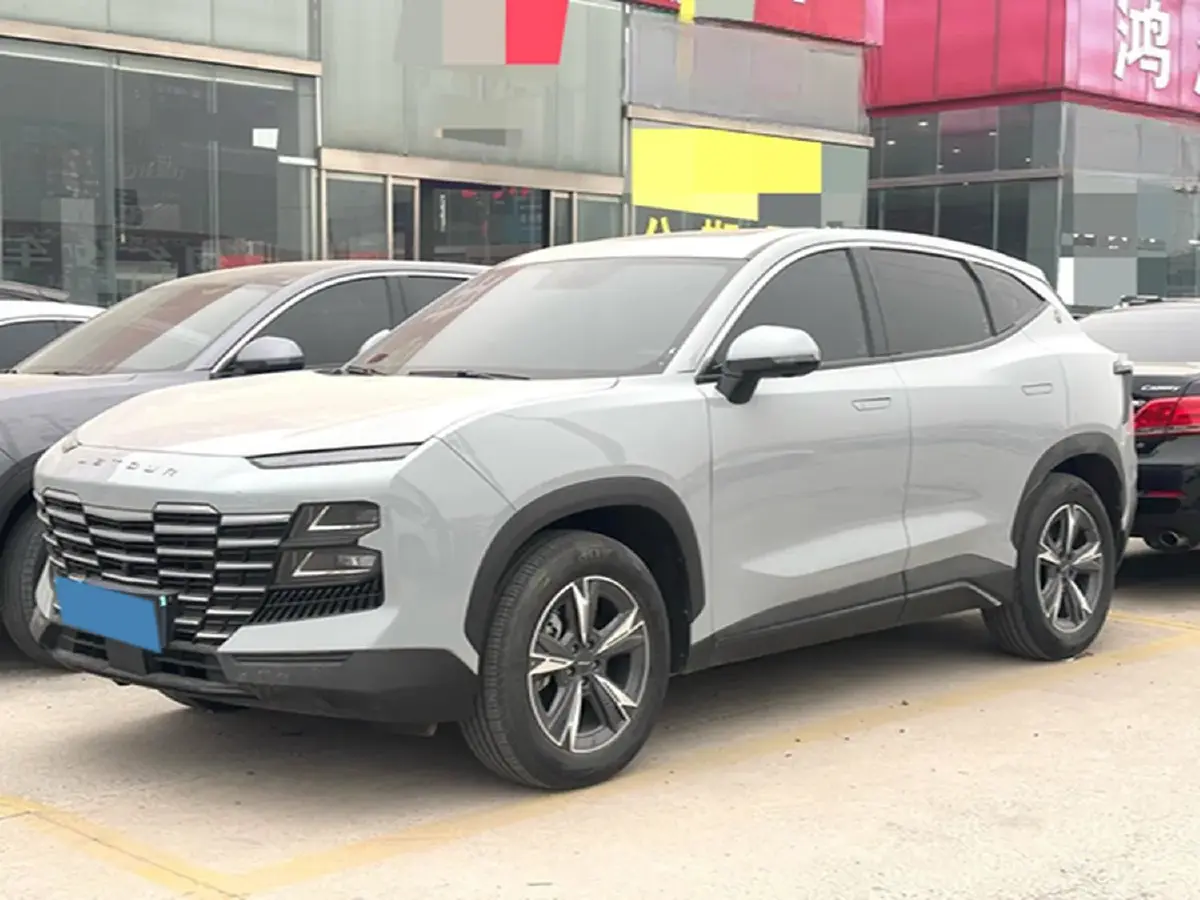 2023 Jetour DASHING 1.5T 156HP L4 6DCT