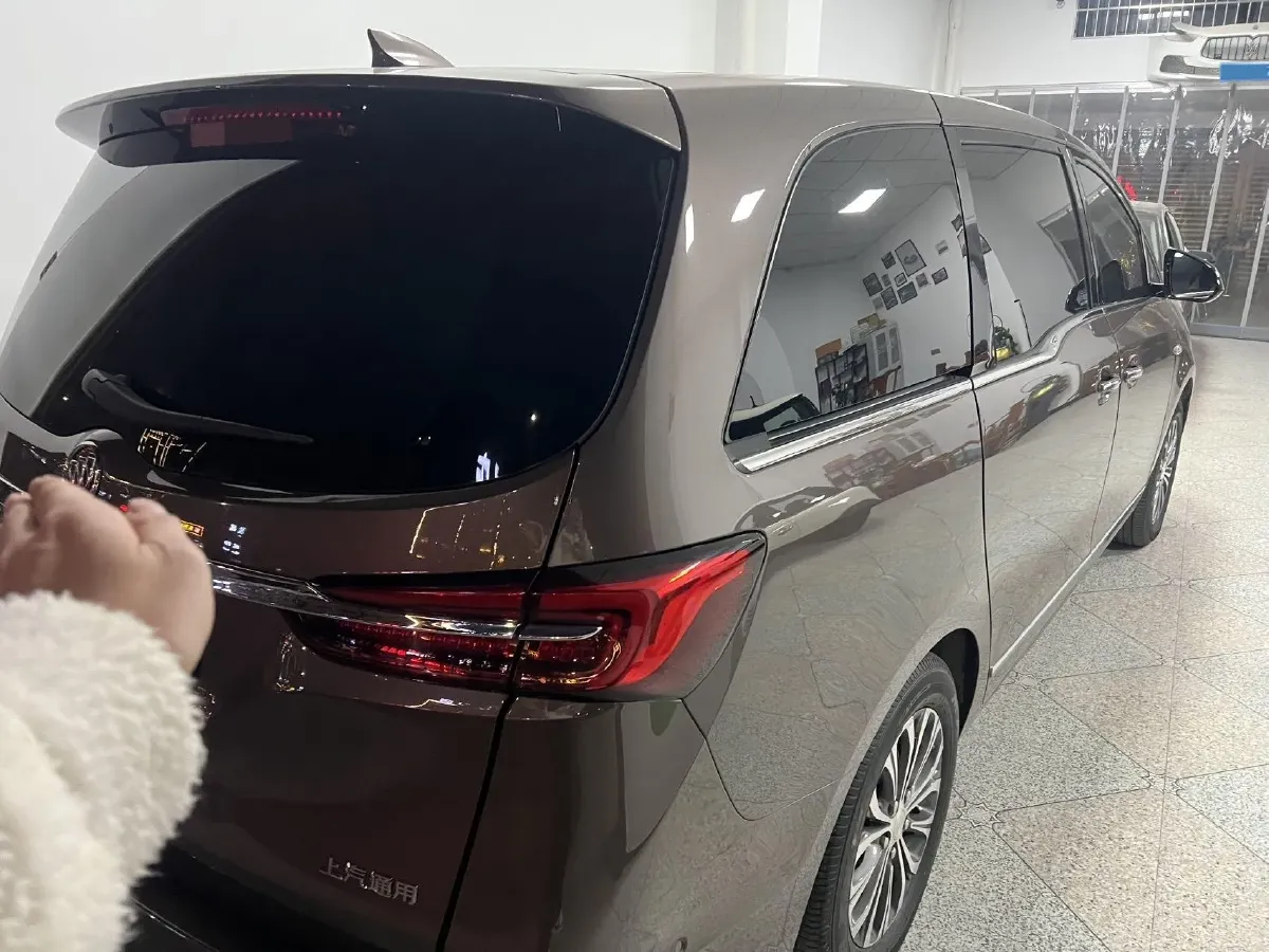 2021 Buick GL8 2.0T 237HP L4 9AT,autocango,china used car exporter,china ev exporter,chinese used car exporter,chinese used ev exporter