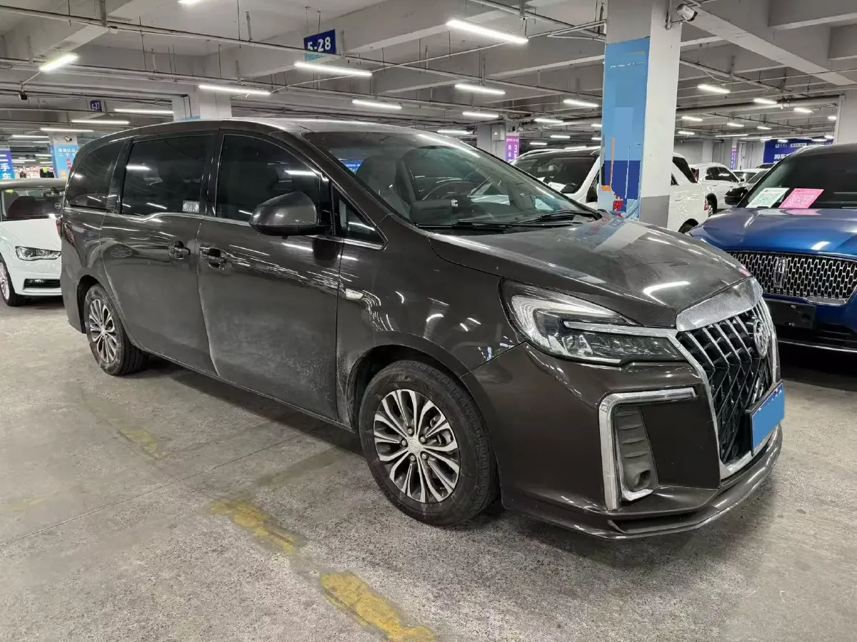 2021 Buick GL8 2.0T 237HP L4 9AT,autocango,china used car exporter,china ev exporter,chinese used car exporter,chinese used ev exporter