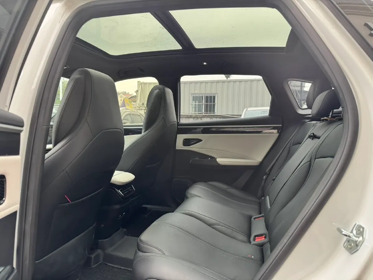 2023 Geely Galaxy L7 1.5T 163HP L4 3DHT PHEV 9.11KWH,autocango,china used car exporter,china ev exporter,chinese used car exporter,chinese used ev exporter