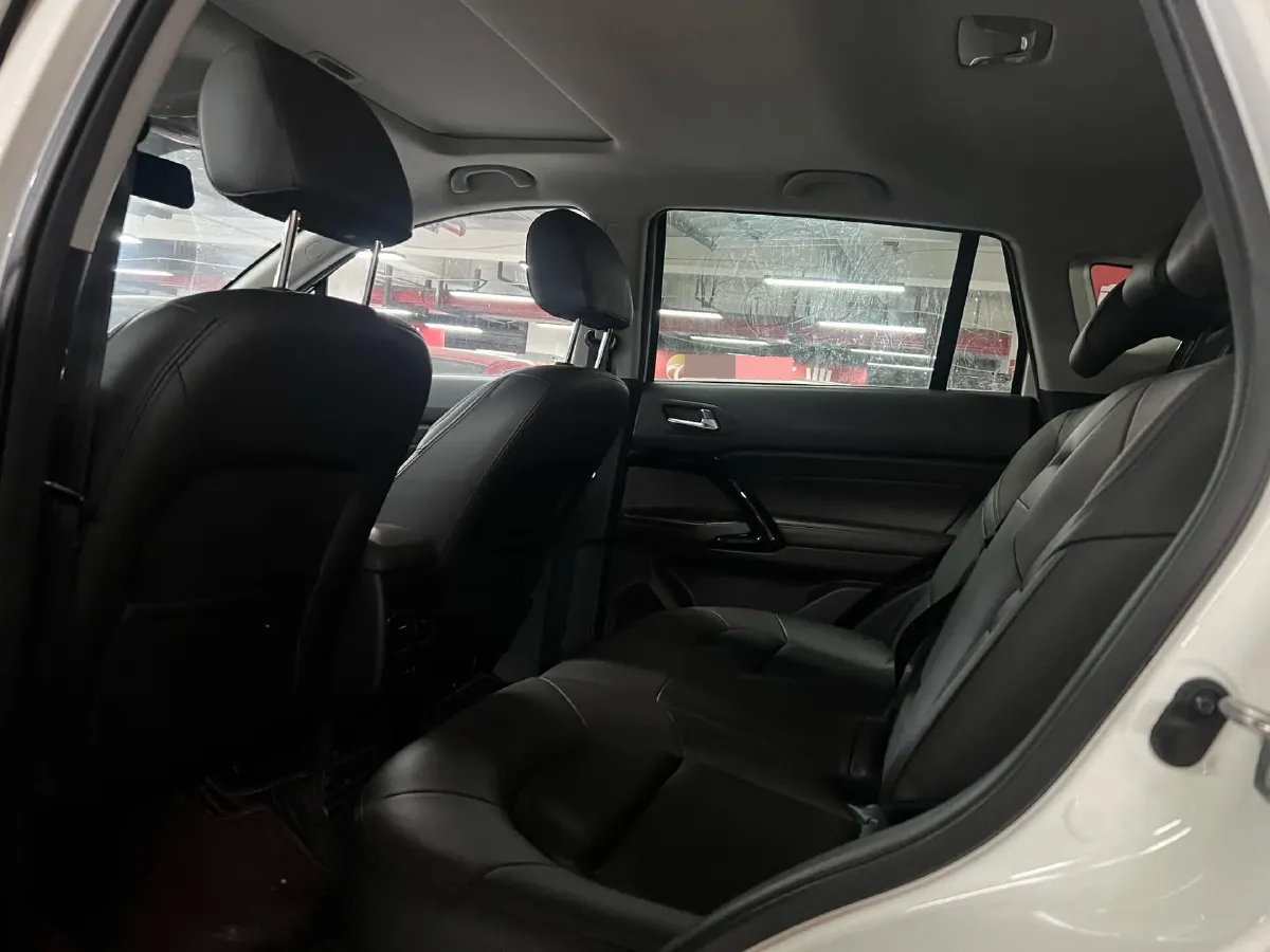 2017 GAC Trumpchi GS4 1.5T 152HP L4 6AT,autocango,china used car exporter,china ev exporter,chinese used car exporter,chinese used ev exporter