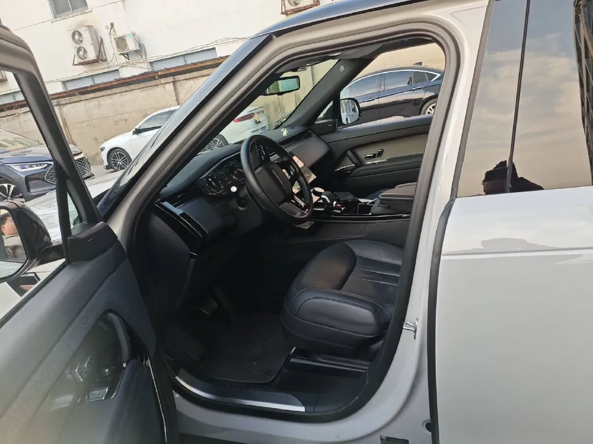 2023 Land Rover Range Rover Sport 3.0T 400HP L6 8AT,autocango,china used car exporter,china ev exporter,chinese used car exporter,chinese used ev exporter