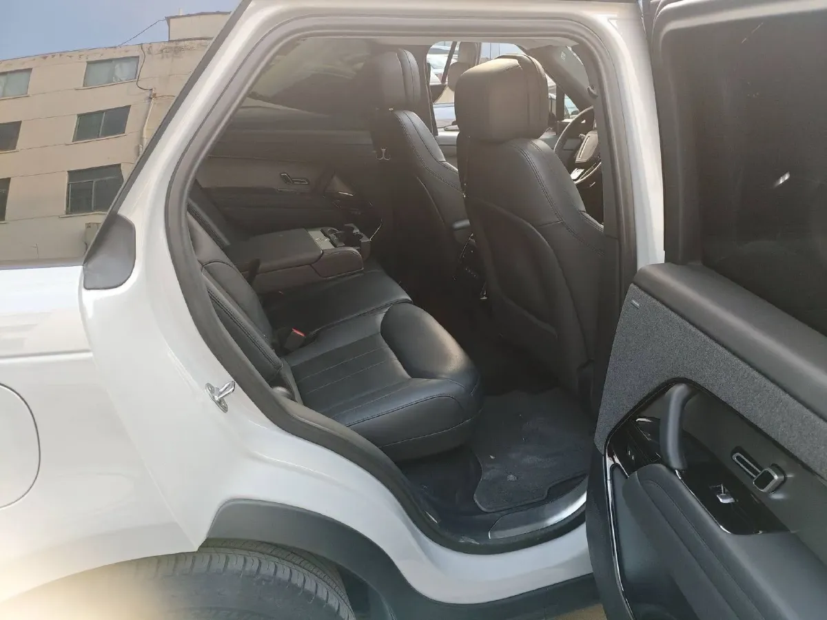 2023 Land Rover Range Rover Sport 3.0T 400HP L6 8AT,autocango,china used car exporter,china ev exporter,chinese used car exporter,chinese used ev exporter
