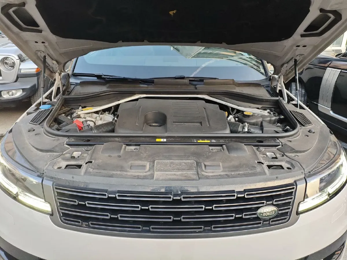 2023 Land Rover Range Rover Sport 3.0T 400HP L6 8AT,autocango,china used car exporter,china ev exporter,chinese used car exporter,chinese used ev exporter
