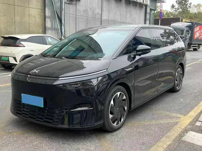 2024 Xpeng X9 BEV 101.5KWH
