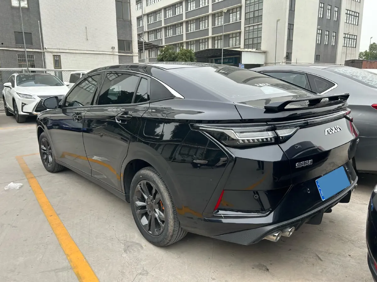 2023 DongFeng Aeolus YiXuan 1.5L 125HP L4 6DCT,autocango,china used car exporter,china ev exporter,chinese used car exporter,chinese used ev exporter