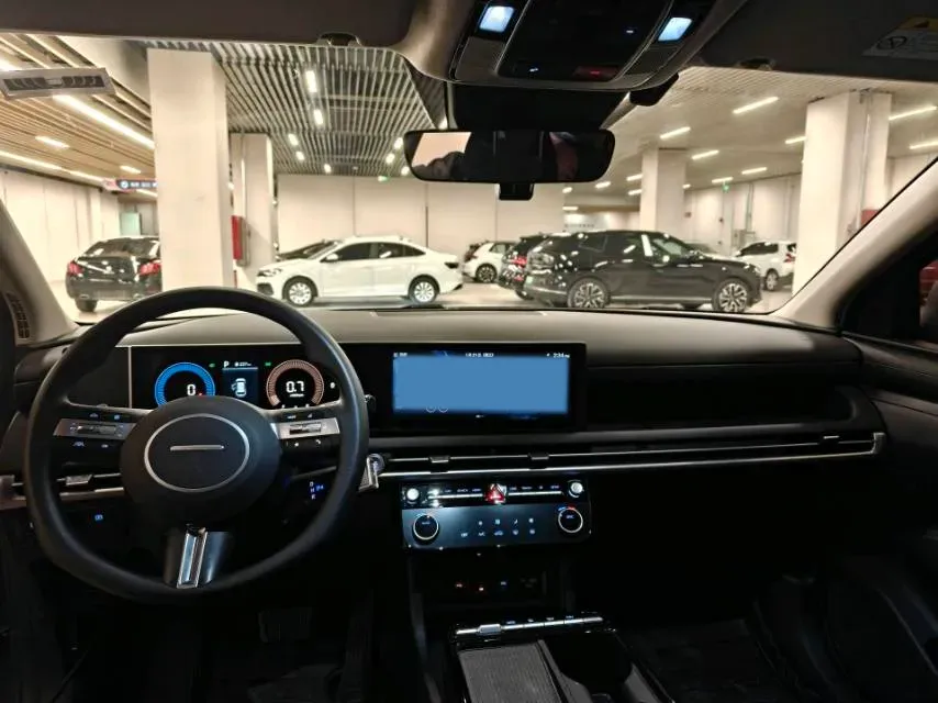 2025 Hyundai Tucson 1.5T 200HP L4 8AT,autocango,china used car exporter,china ev exporter,chinese used car exporter,chinese used ev exporter