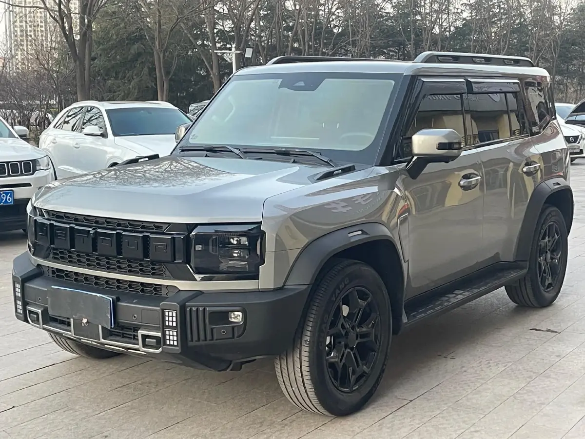 2023 Jetour Traveller 2.0T 254HP L4 7DCT