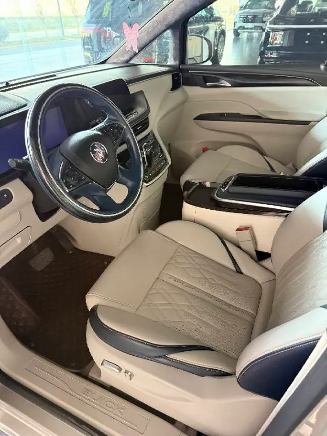 2022 Buick GL8 2.0T 237HP L4 9AT,autocango,china used car exporter,china ev exporter,chinese used car exporter,chinese used ev exporter