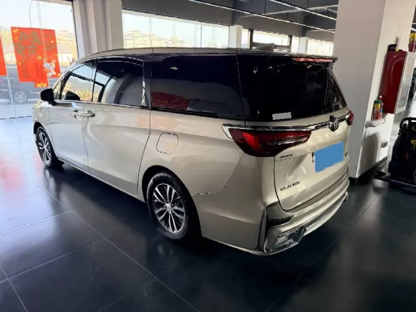 2022 Buick GL8 2.0T 237HP L4 9AT,autocango,china used car exporter,china ev exporter,chinese used car exporter,chinese used ev exporter