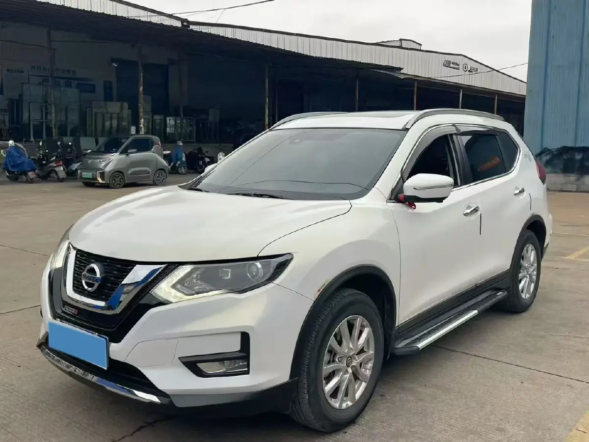 2020 Nissan X-Trail 2.0L 154HP L4 CVT
