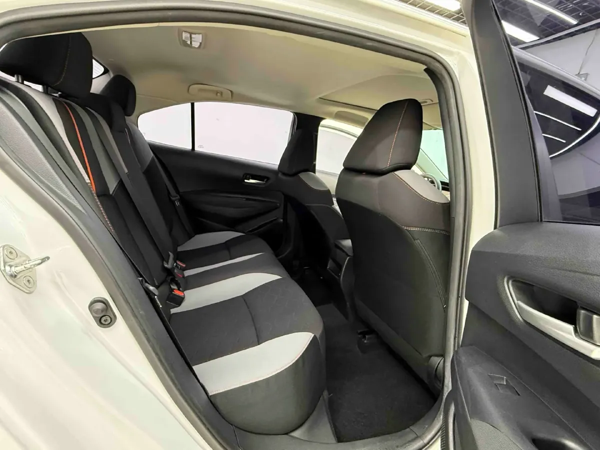 2021 Toyota Corolla 1.2T 116HP L4 CVT,autocango,china used car exporter,china ev exporter,chinese used car exporter,chinese used ev exporter