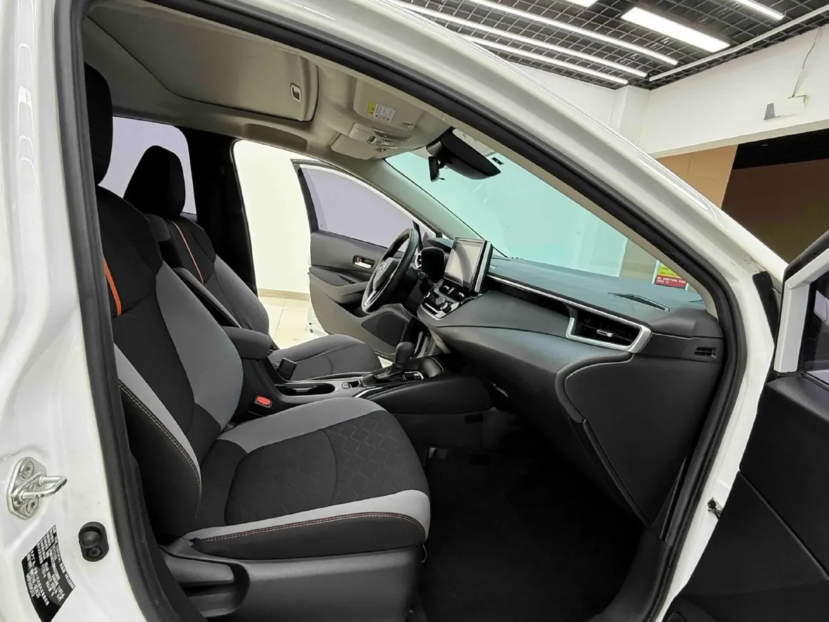 2021 Toyota Corolla 1.2T 116HP L4 CVT,autocango,china used car exporter,china ev exporter,chinese used car exporter,chinese used ev exporter