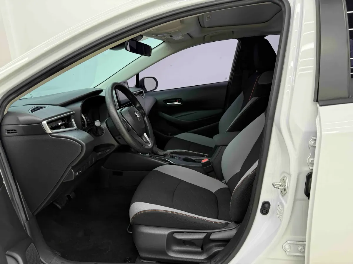 2021 Toyota Corolla 1.2T 116HP L4 CVT,autocango,china used car exporter,china ev exporter,chinese used car exporter,chinese used ev exporter