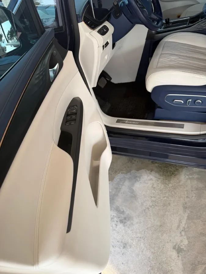 2020 Buick GL8 2.0T 237HP L4 9AT,autocango,china used car exporter,china ev exporter,chinese used car exporter,chinese used ev exporter