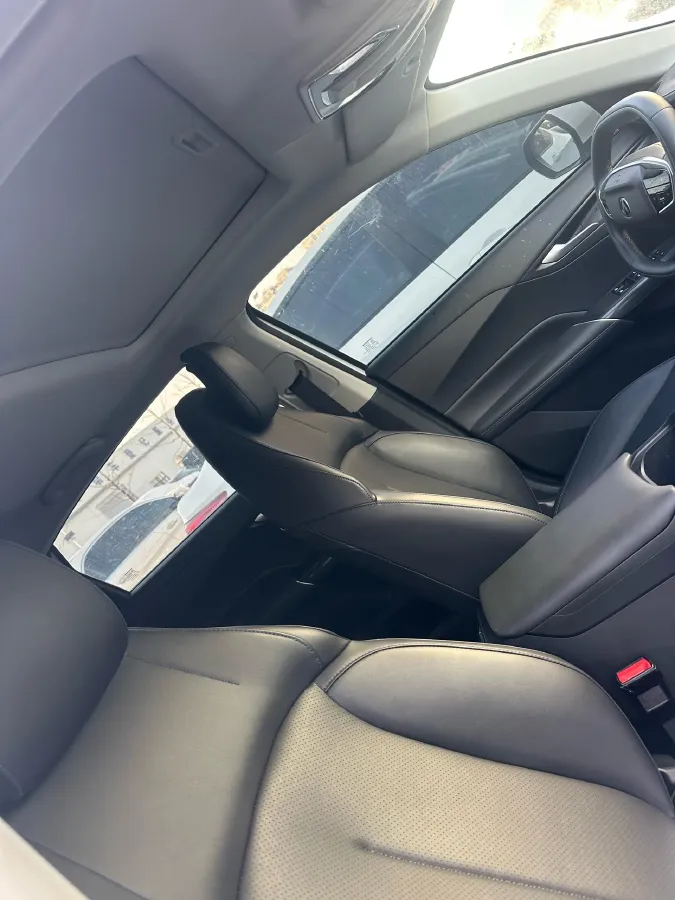 2023 ChangAn Lamore 1.5T 170HP L4 7DCT,autocango,china used car exporter,china ev exporter,chinese used car exporter,chinese used ev exporter