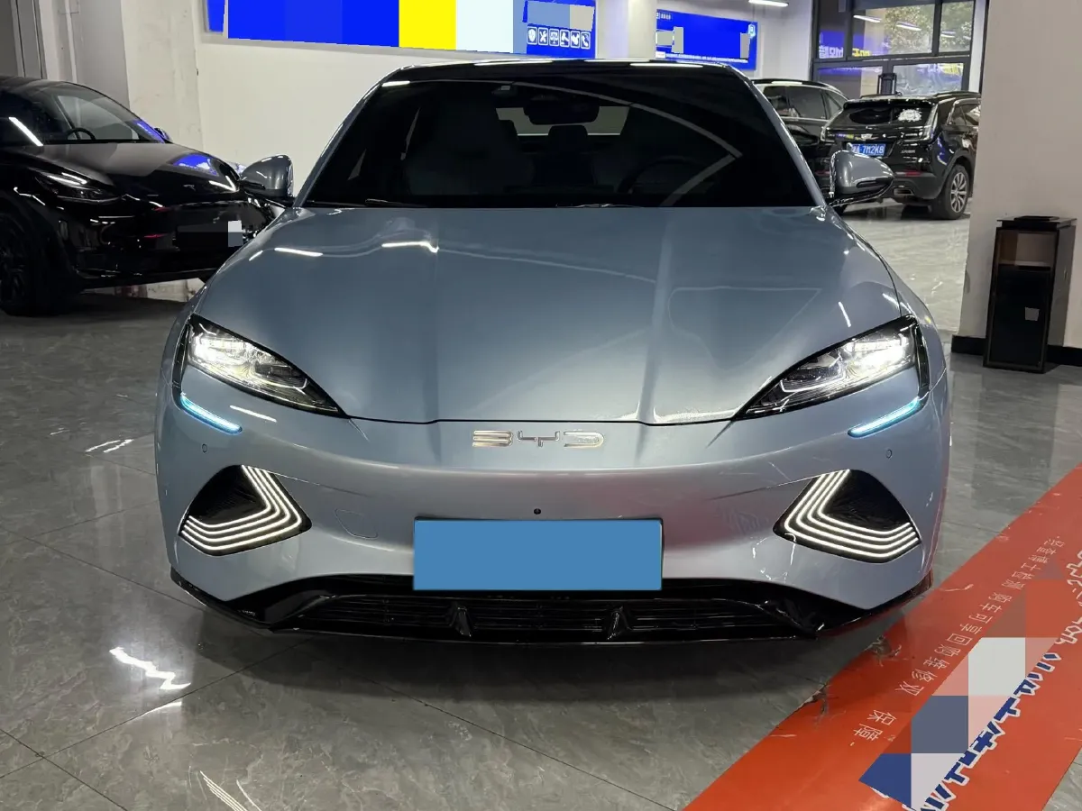 2022 MAXUS DaJia 5 BEV 70KWH,autocango,china used car exporter,china ev exporter,chinese used car exporter,chinese used ev exporter
