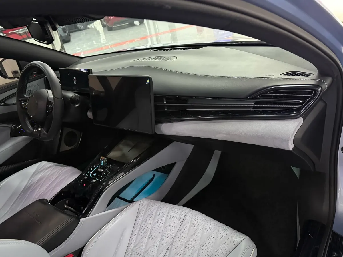 2022 MAXUS DaJia 5 BEV 70KWH,autocango,china used car exporter,china ev exporter,chinese used car exporter,chinese used ev exporter