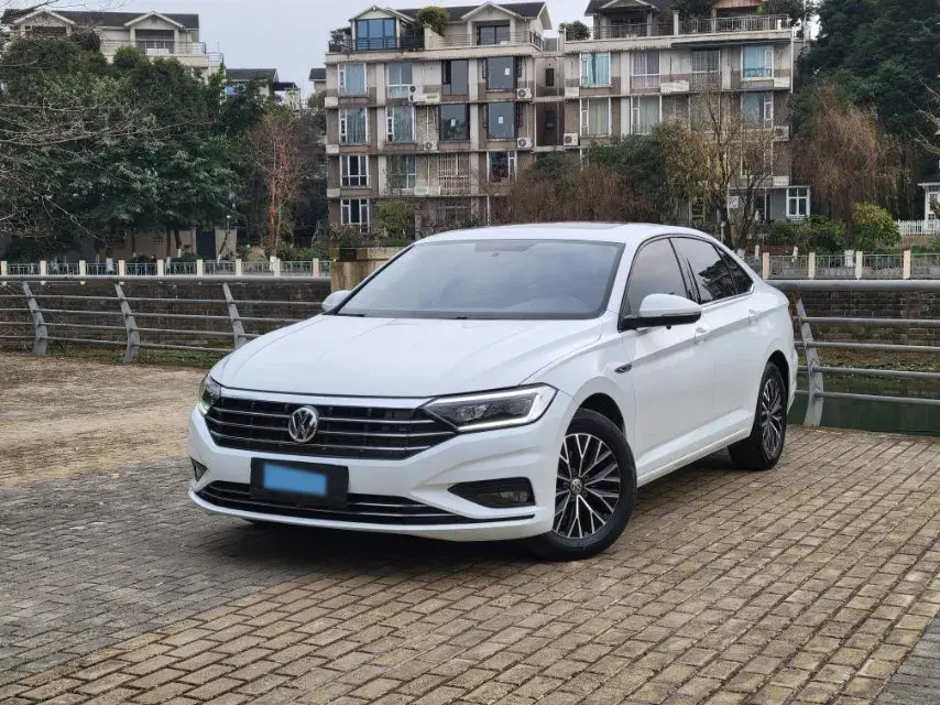 2021 Volkswagen Sagitar 1.4T 150HP L4 7DCT