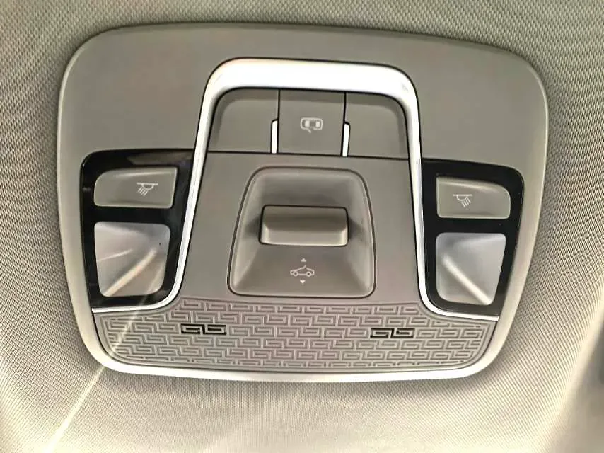 2020 Geely Coolray 1.4T 141HP L4 6DCT,autocango,china used car exporter,china ev exporter,chinese used car exporter,chinese used ev exporter