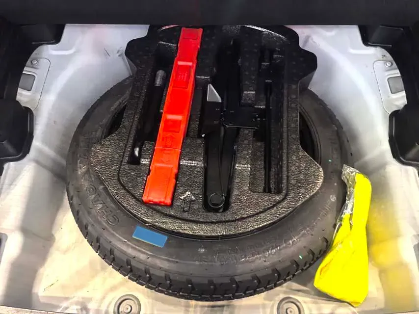 2020 Geely Coolray 1.4T 141HP L4 6DCT,autocango,china used car exporter,china ev exporter,chinese used car exporter,chinese used ev exporter