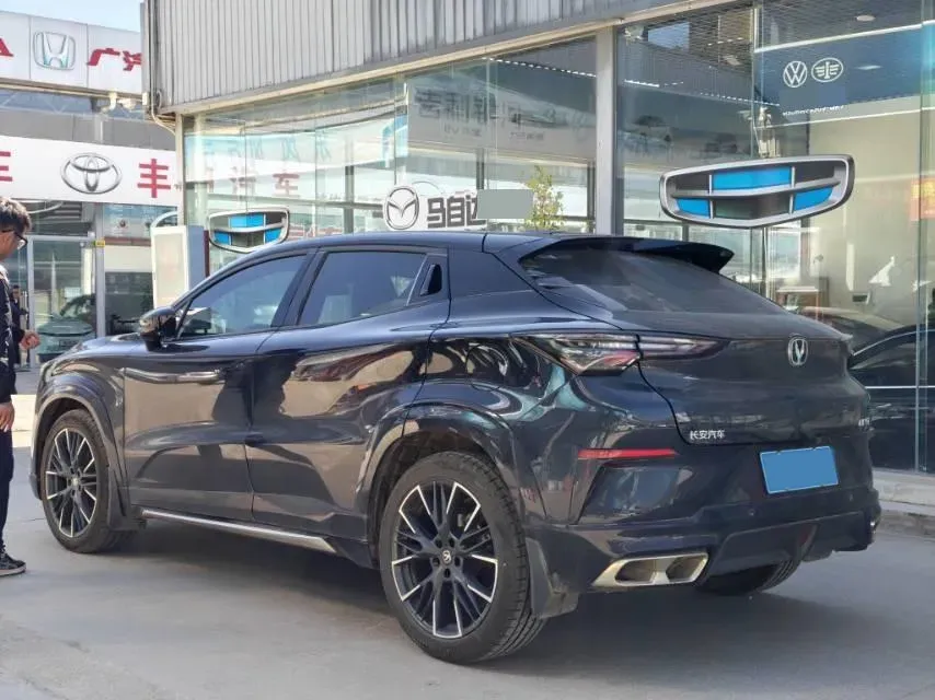 2023 ChangAn UNI-T 1.5T 188HP L4 7DCT,autocango,china used car exporter,china ev exporter,chinese used car exporter,chinese used ev exporter