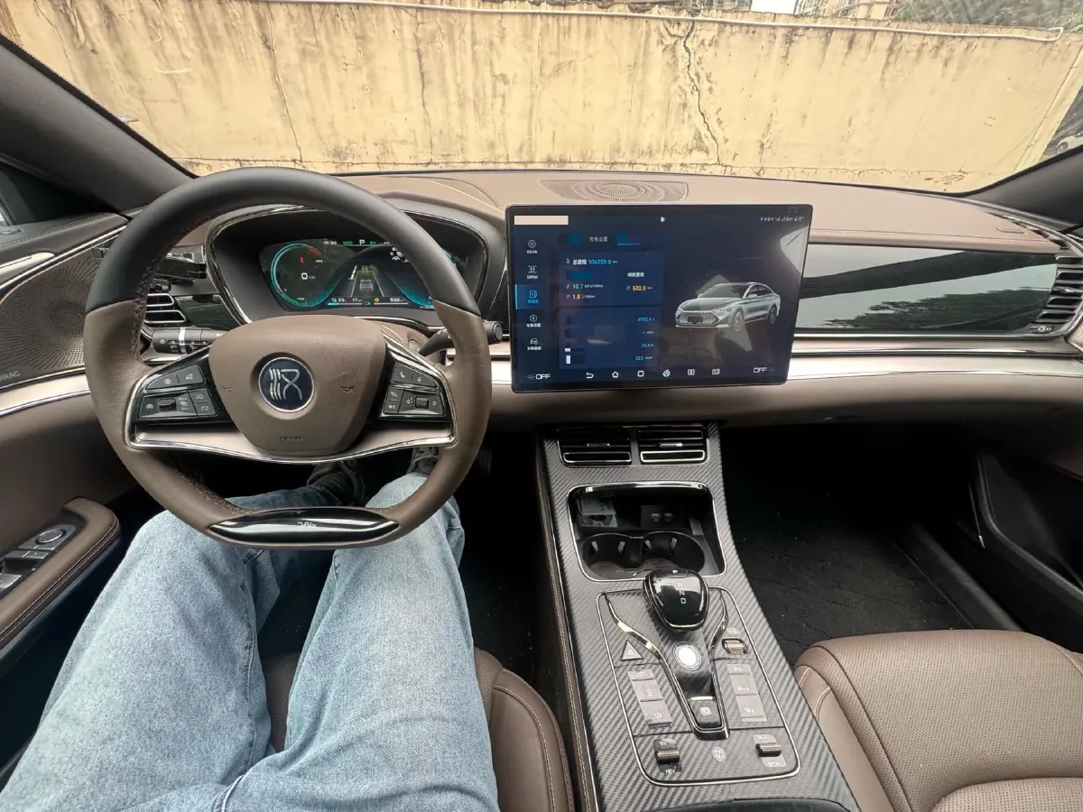 2020 WEY VV7 2.0T 227HP L4 7DCT PHEV,autocango,china used car exporter,china ev exporter,chinese used car exporter,chinese used ev exporter