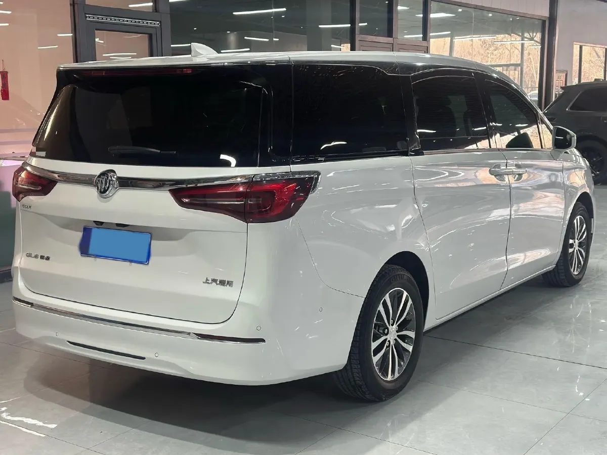 2021 Buick GL8 2.0T 237HP L4 9AT,autocango,china used car exporter,china ev exporter,chinese used car exporter,chinese used ev exporter