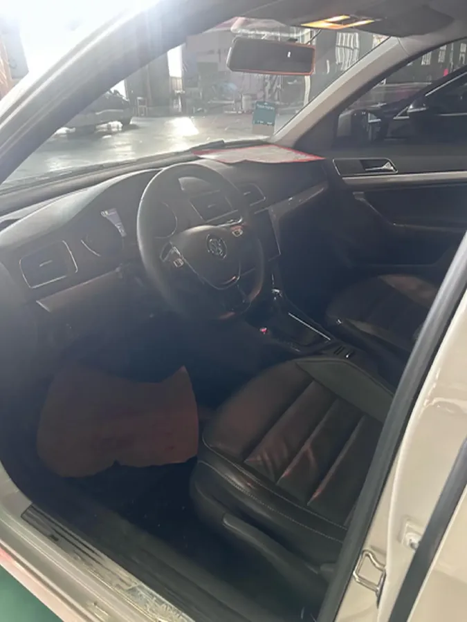 2017 Buick Excelle 1.5L 114HP L4 6AT,autocango,china used car exporter,china ev exporter,chinese used car exporter,chinese used ev exporter