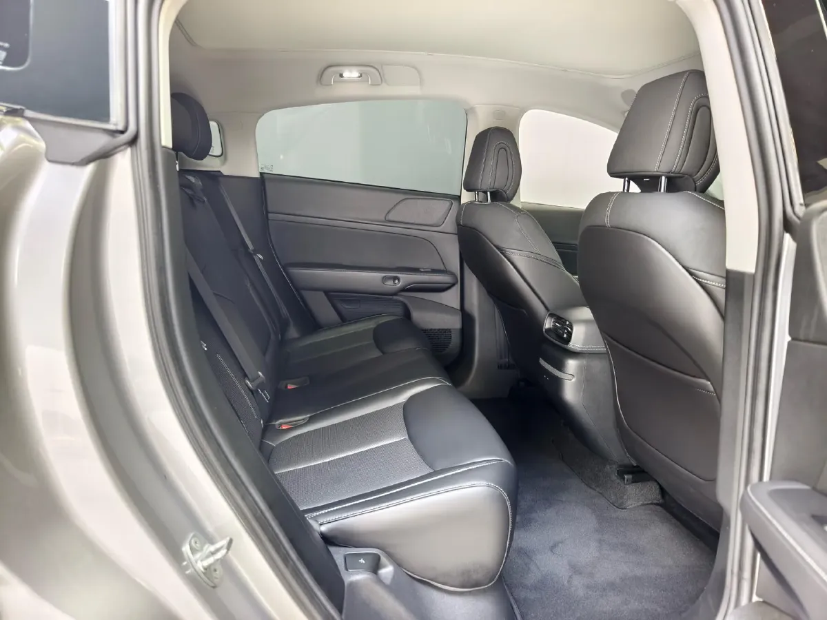 2023 Xpeng G6 BEV 87.5KWH,autocango,china used car exporter,china ev exporter,chinese used car exporter,chinese used ev exporter