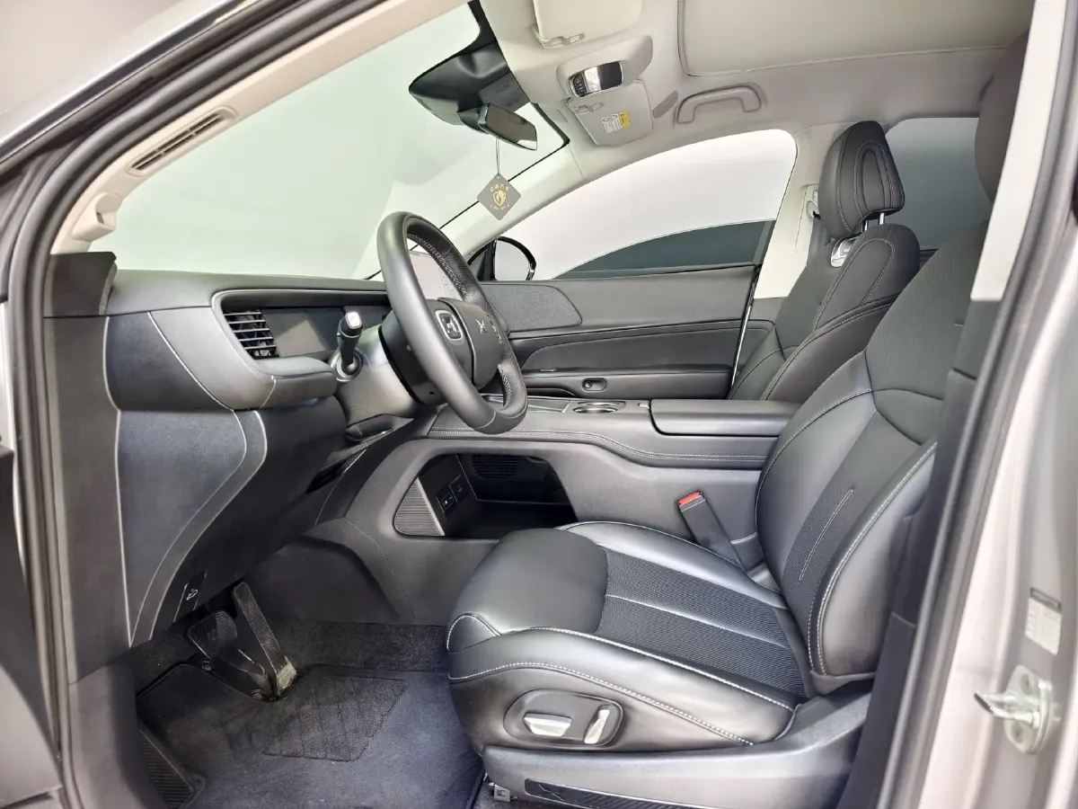 2023 Xpeng G6 BEV 87.5KWH,autocango,china used car exporter,china ev exporter,chinese used car exporter,chinese used ev exporter