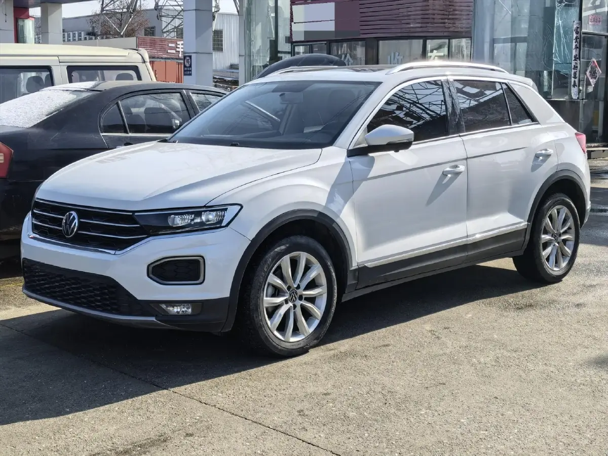 2021 Volkswagen T-Roc 1.4T 150HP L4 7DCT