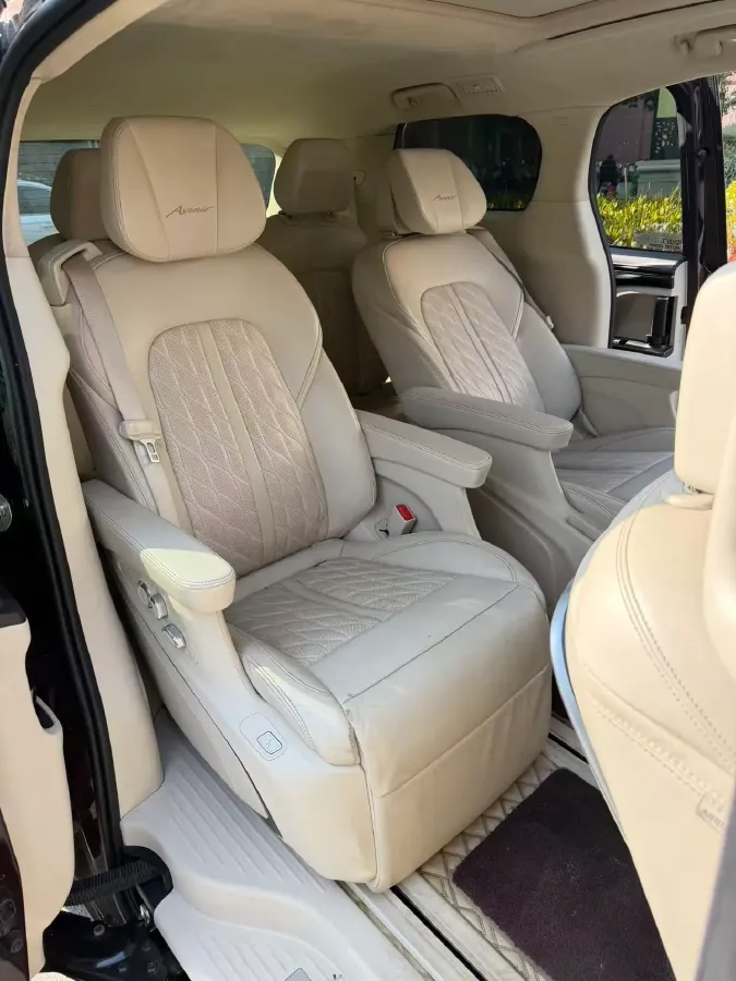 2020 Buick GL8 2.0T 237HP L4 9AT,autocango,china used car exporter,china ev exporter,chinese used car exporter,chinese used ev exporter