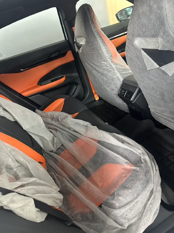 2024 ChangAn UNI-V 2.0T 233HP L4 8AT,autocango,china used car exporter,china ev exporter,chinese used car exporter,chinese used ev exporter