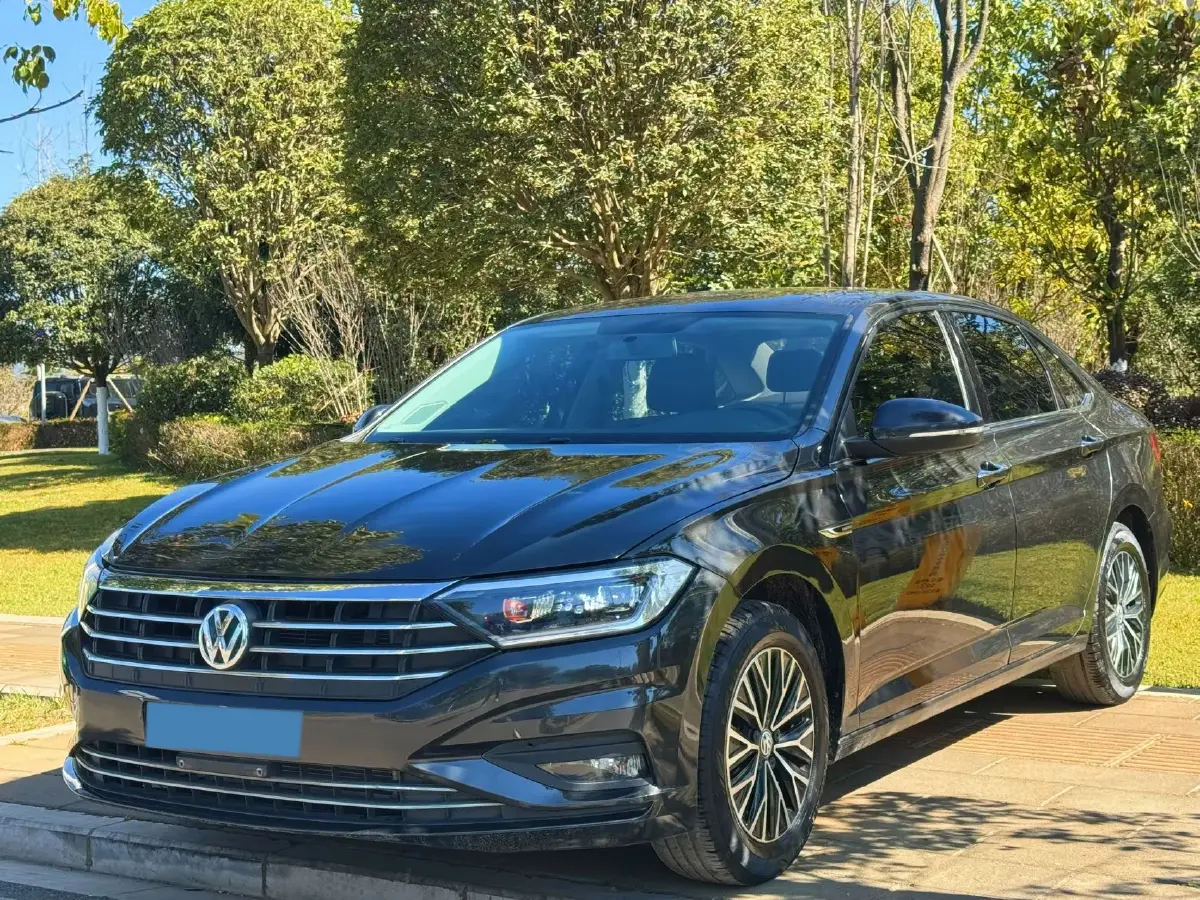 2021 Volkswagen Sagitar 1.4T 150HP L4 7DCT